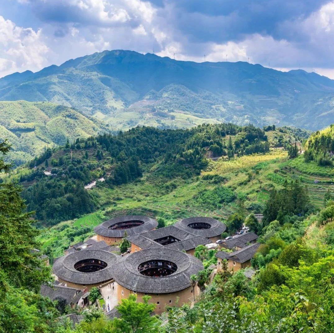 八闽大地，千年古韵与现代风采的交融之旅